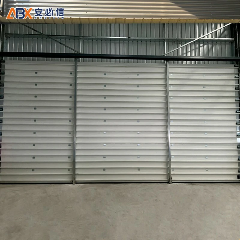白山分段式滑升门